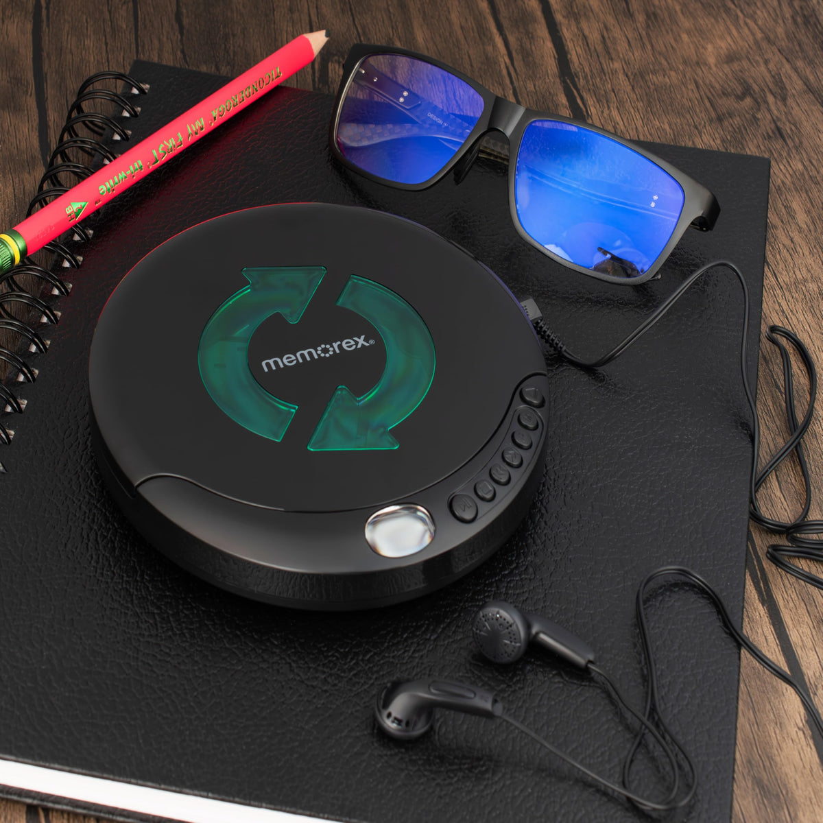 Portable CD Player with Anti-Shock Technology K93370