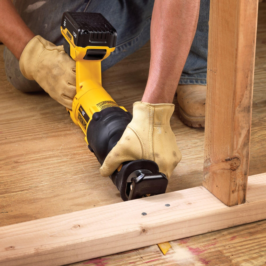 Cordless Reciprocating Saw with Battery and Charger R116